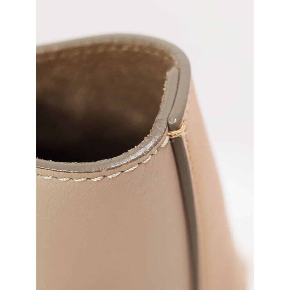 Chloe Bailey Handbag - Picture 8 of 9